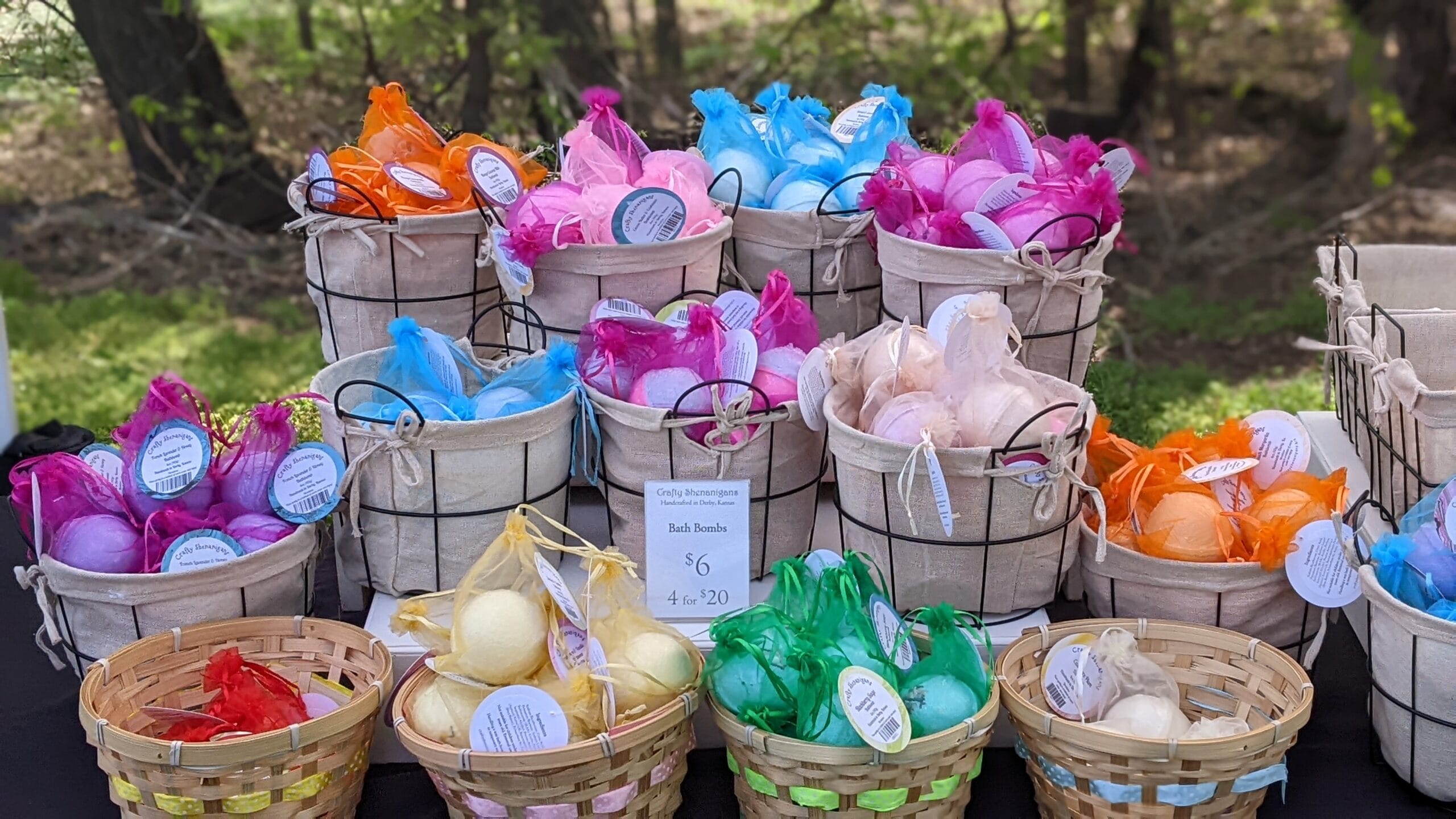 French Lavender & Honey Bath Bomb
